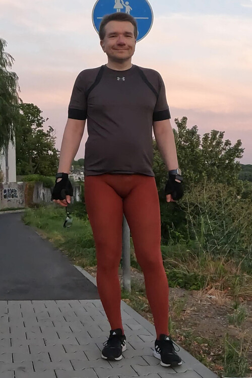 Strumpfhosen_Elmar_Benrath_2026_001d0cb1e204c065259.jpg